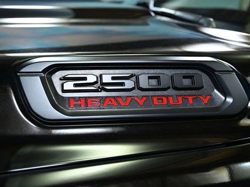 Used 2020 RAM 2500 Laramie w/ Night Edition image 10