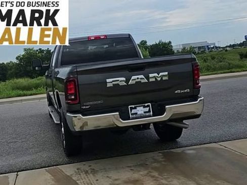 Used 2025 RAM 2500 Big Horn AWD/4WD image 7