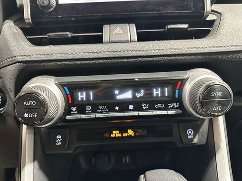 Used 2024 Toyota RAV4 XLE image 16