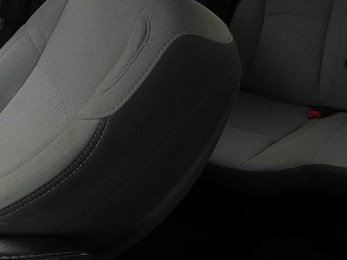 Used 2024 RAM 2500 Big Horn AWD/4WD image 12