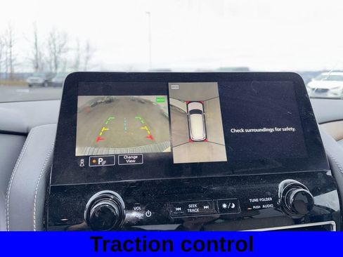 Used 2023 Nissan Armada SL w/ Captain's Chairs Package image 13