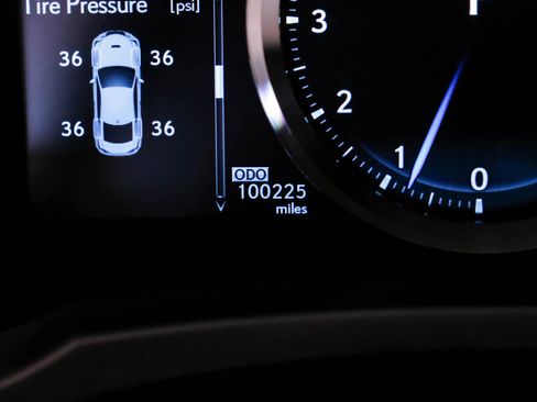 Used 2015 Lexus RC F w/ Premium Package image 17