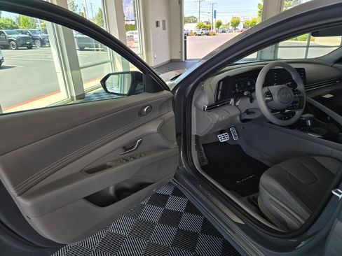 New 2026 Hyundai Elantra SEL Sport Premium FWD image 30