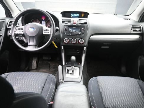 Used 2015 Subaru Forester 2.5i Premium w/ All-Weather Package AWD/4WD image 9