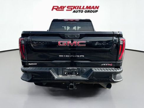 Used 2024 GMC Sierra 2500 AT4 w/ AT4 Premium Plus Package AWD/4WD image 6