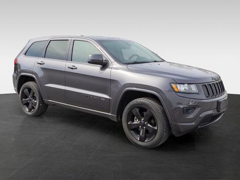 Used 2015 Jeep Grand Cherokee Altitude image 12