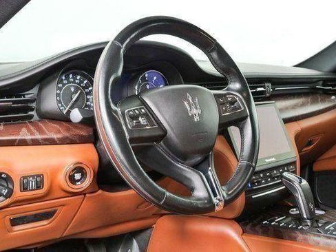 Used 2023 Maserati Quattroporte GT RWD image 4