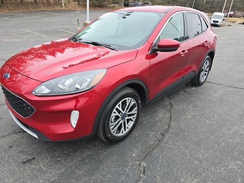 Used 2022 Ford Escape SEL w/ Technology Package image 3