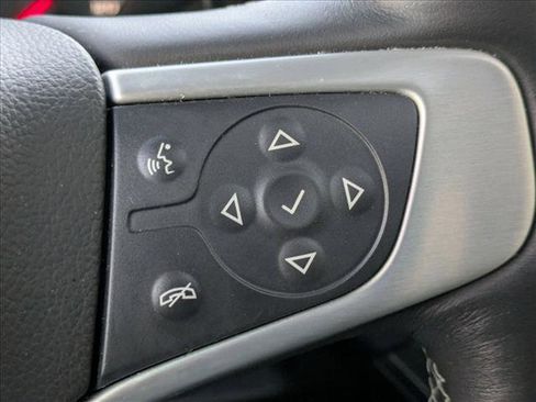 Used 2016 GMC Yukon XL SLT w/ Open Road Package image 16