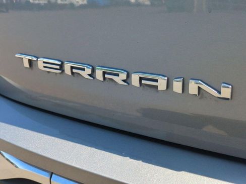 Used 2023 GMC Terrain SLT w/ Tech Package AWD/4WD image 24