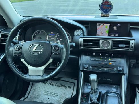 Used 2014 Lexus IS 250 AWD w/ Navigation Package image 19
