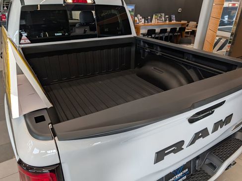 New 2026 RAM 1500 Big Horn AWD/4WD image 9