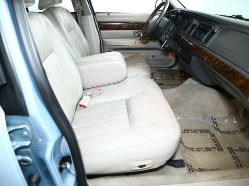 Used 2008 Mercury Grand Marquis LS image 30