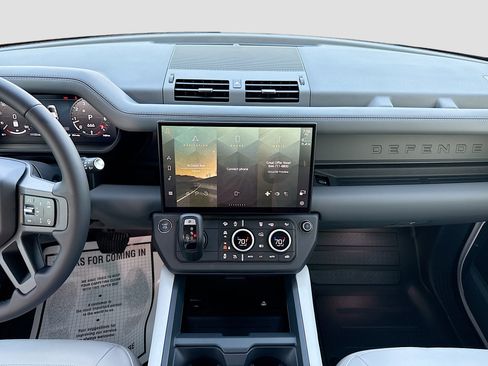 New 2026 Land Rover Defender 110 S AWD/4WD image 18