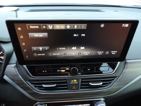 New 2025 Nissan Altima 2.5 SV w/ SV Special Edition Package image 17