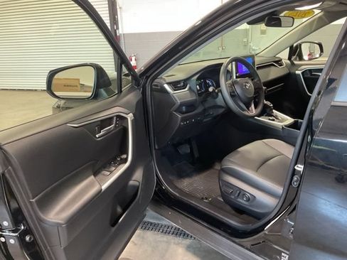 Used 2025 Toyota RAV4 XLE Premium w/ Weather Package AWD/4WD image 16