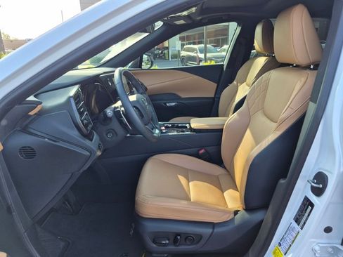Used 2025 Lexus RX 350 FWD w/ Accessory Package image 10