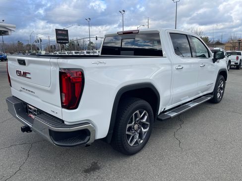 New 2026 GMC Sierra 1500 SLT w/ SLT Premium Package image 5