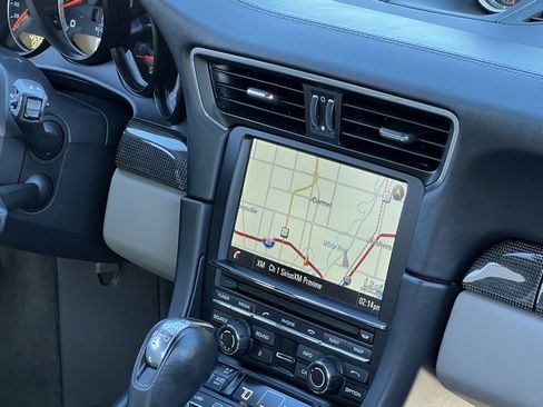 Used 2014 Porsche 911 Turbo S image 30