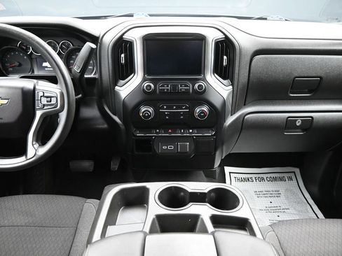 Used 2020 Chevrolet Silverado 1500 LT w/ Trailering Package AWD/4WD image 11