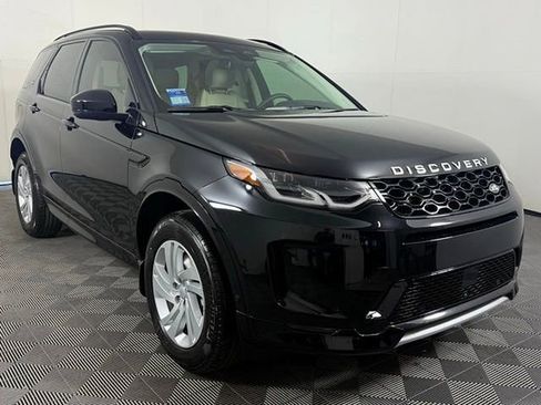 New 2025 Land Rover Discovery Sport S image 8