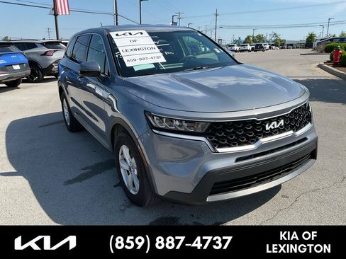 Certified 2023 Kia Sorento LX FWD image 1