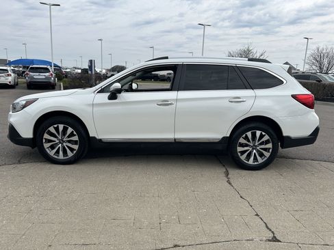 Used 2019 Subaru Outback 3.6R Touring w/ Popular Package #3A image 4