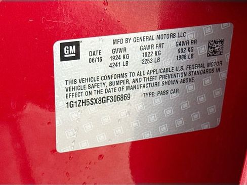 Used 2016 Chevrolet Malibu Premier w/ Driver Confidence Package II image 33