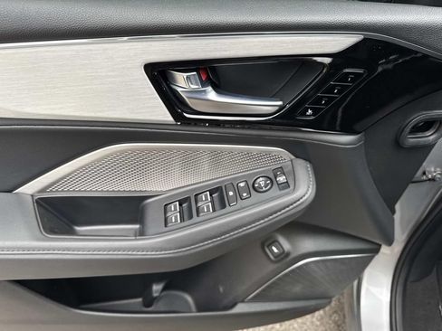 Used 2024 Acura MDX SH-AWD image 19