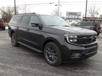 New 2026 Ford Expedition Max Platinum w/ Stealth Appearance Package