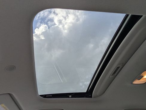 New 2026 Hyundai Venue SEL image 23