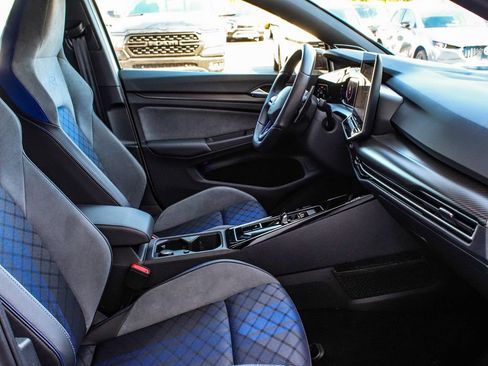 Used 2025 Volkswagen Golf R Black Edition AWD/4WD image 41