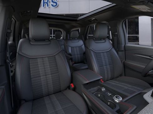 New 2026 Ford Explorer ST-Line w/ ST-Line Street Pack AWD/4WD image 10