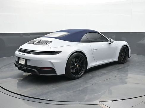 Certified 2026 Porsche 911 Carrera 4 GTS AWD/4WD image 19