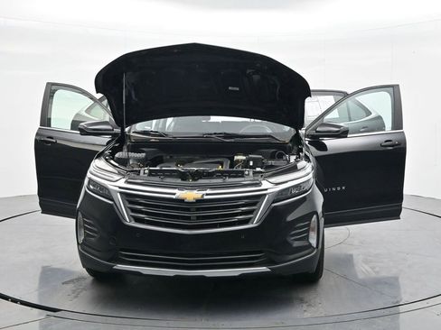 Used 2023 Chevrolet Equinox LT image 35