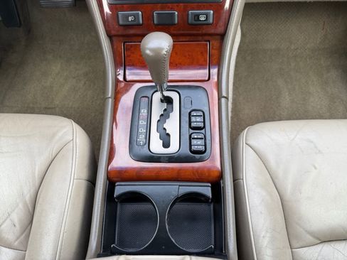 Used 2000 Acura RL image 15