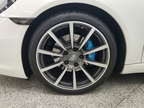 Used 2012 Porsche 911 Carrera RWD image 15