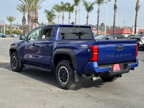 New 2025 Toyota Tacoma TRD Off-Road image 10