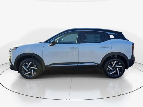 New 2026 Nissan Kicks SV w/ SV Premium Package image 6