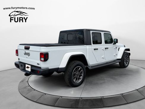 Used 2021 Jeep Gladiator Overland w/ Popular Equipment Package AWD/4WD image 3