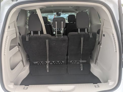 Used 2023 Chrysler Voyager LX FWD image 30