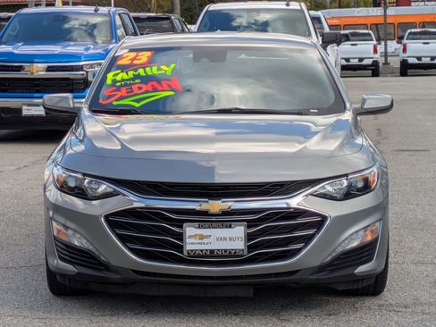 Used 2023 Chevrolet Malibu LT image 2