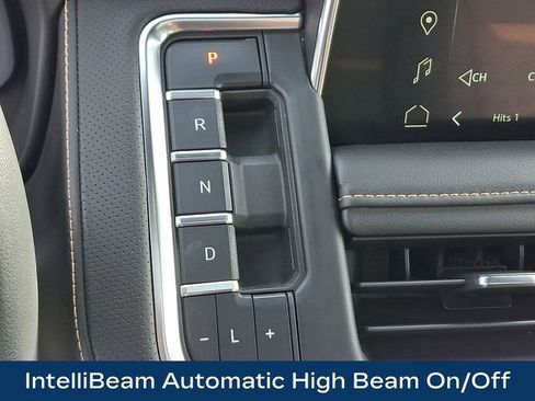 Used 2023 GMC Yukon AT4 image 20