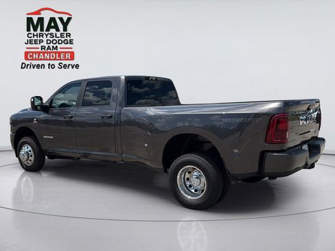 New 2026 RAM 3500 Big Horn AWD/4WD image 5
