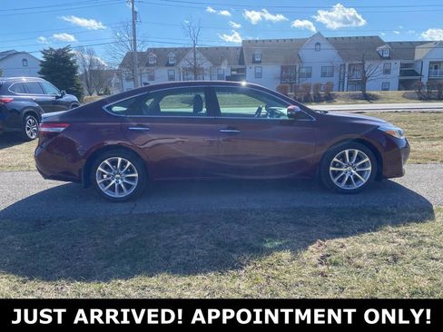 Used 2013 Toyota Avalon Limited image 6