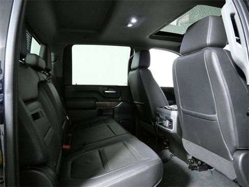 Used 2021 GMC Sierra 3500 Denali w/ Denali Ultimate Package image 15