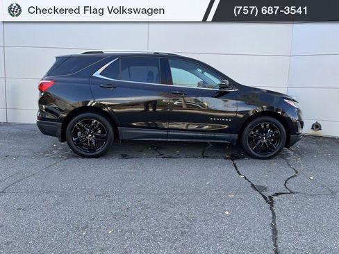 Used 2020 Chevrolet Equinox LT w/ Midnight Edition image 5