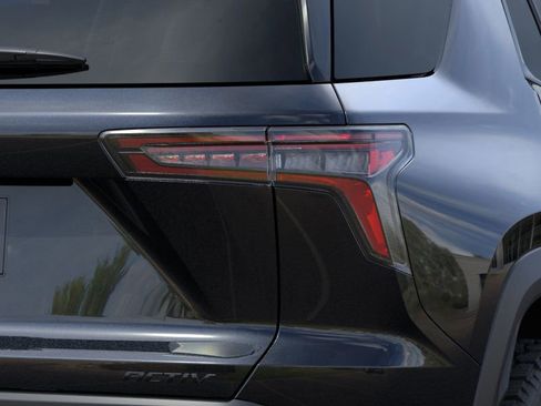 New 2026 Chevrolet Equinox ACTIV w/ Convenience Package III image 48