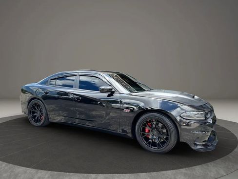 Used 2020 Dodge Charger Scat Pack w/ Plus Group image 2