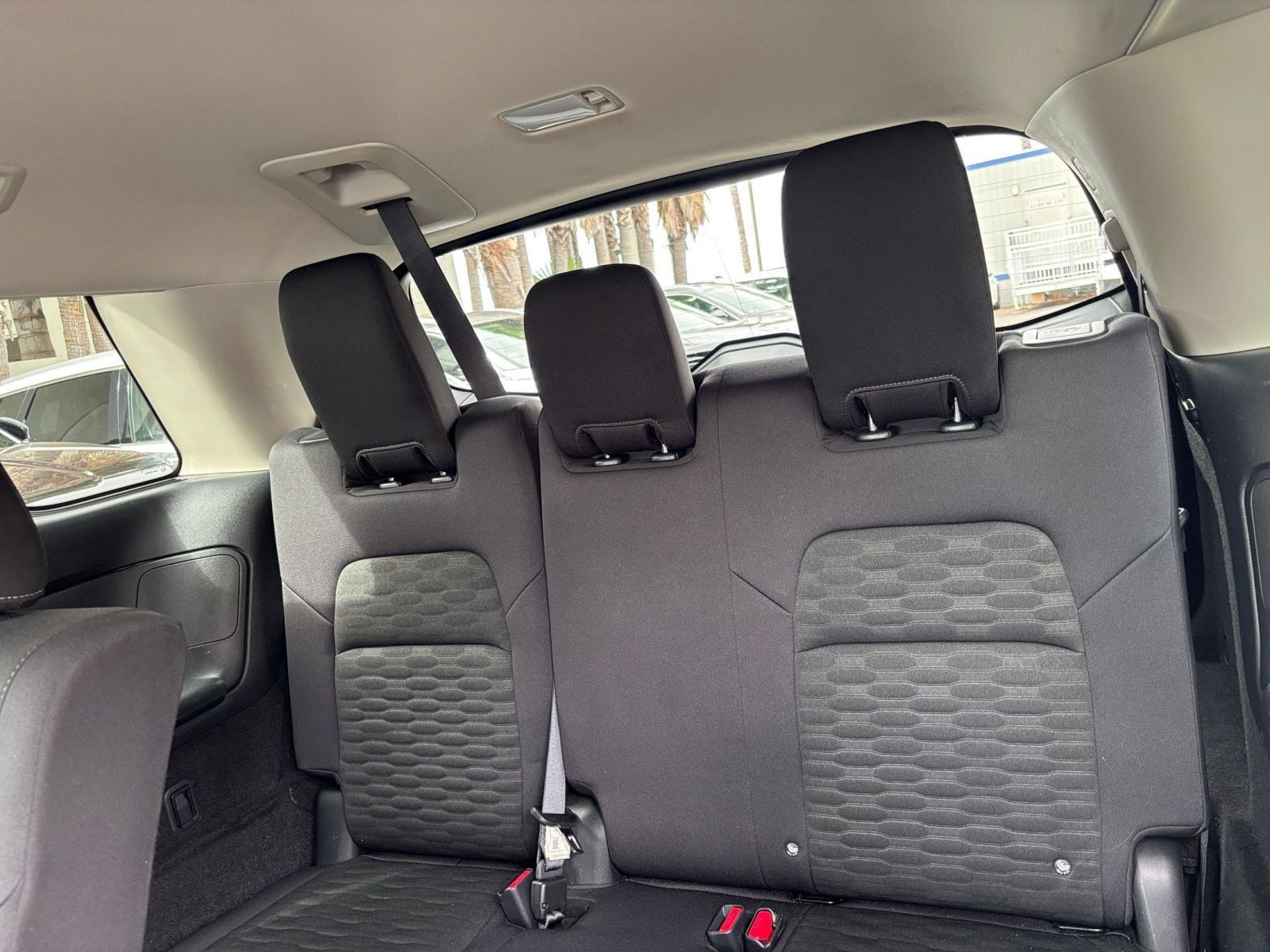Used 2025 Nissan Pathfinder SV FWD image 30